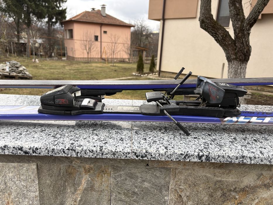 Ски с апарати 175