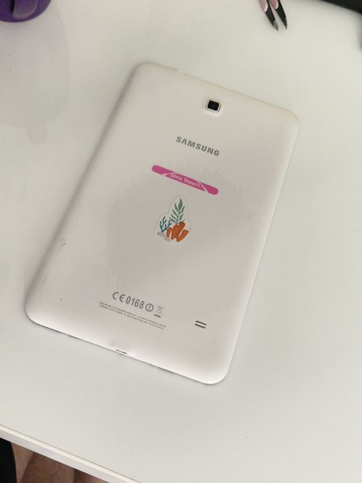 Tableta Samsung Galaxy Tab 4. Android 4.4
