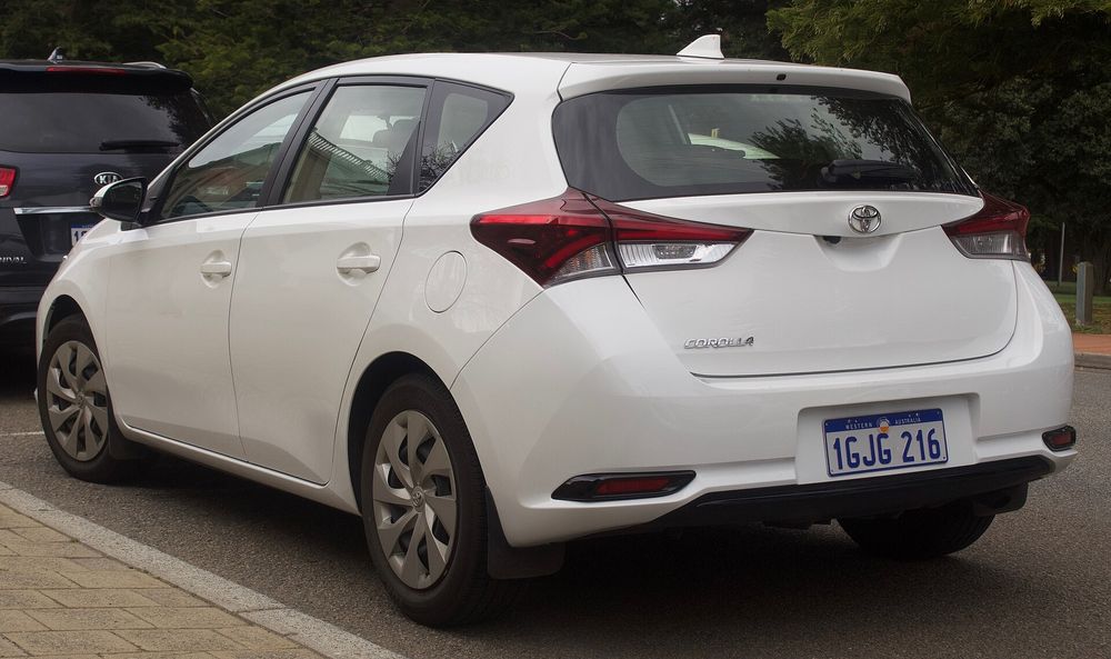 Toyota Corolla (E18), 2014-2020 PIESE AUTO