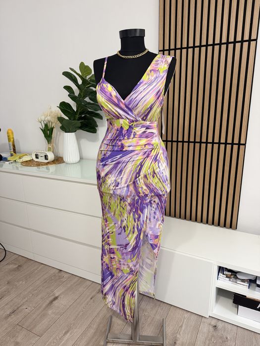 Rochie crapata pe picior cupe intarite marime XS-S