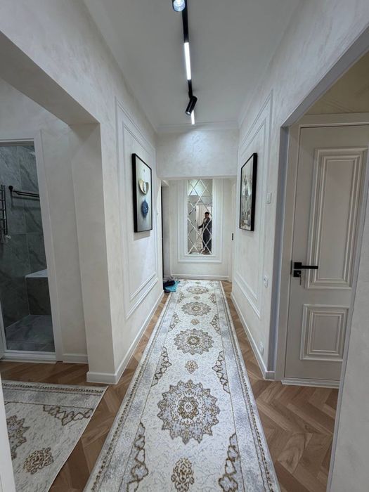 Yunusobod 4 shoxsaroy oldida 3 honali tayyor kvartira sotiladi