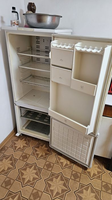 Продам холодильник нерабочий