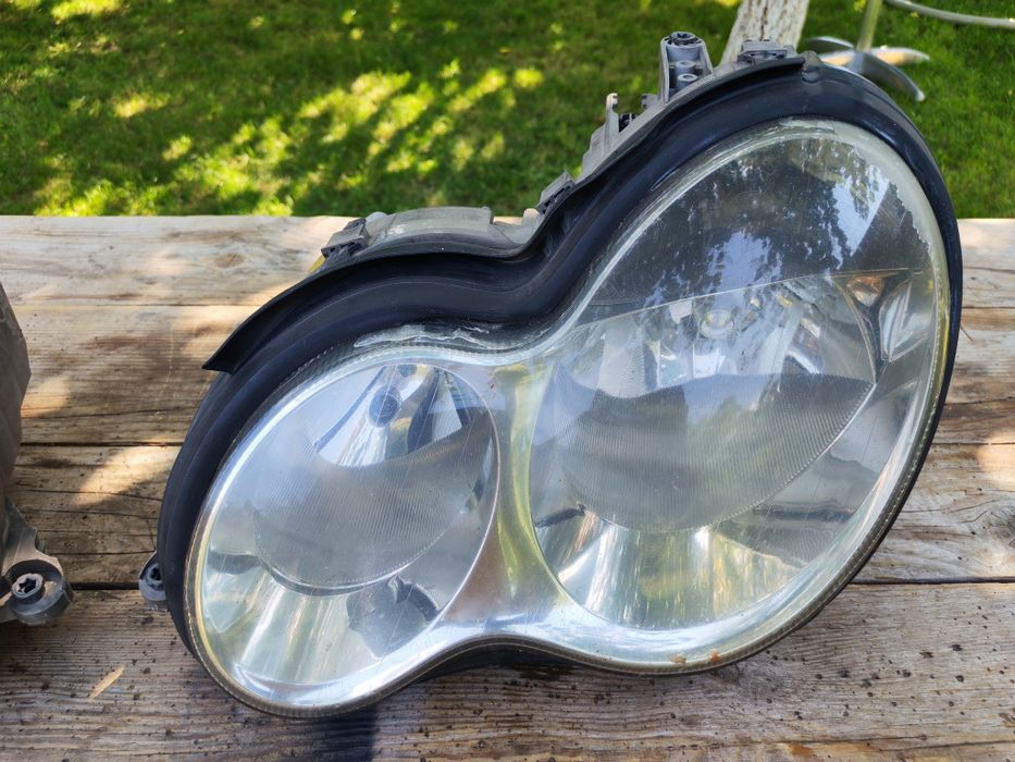 Faruri Mercedes W203 facelift halogen