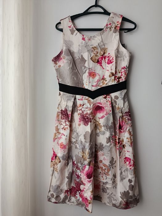 Rochie florală deosebita
