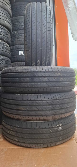 4бр. 215/65/17 Michelin 6.3mm грайфер, дот 18г. Предлагаме монтаж +++