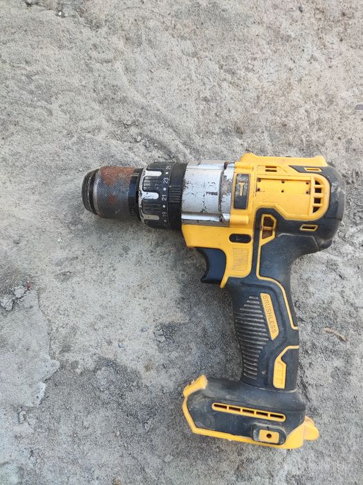DeWalt 701 sotiladi