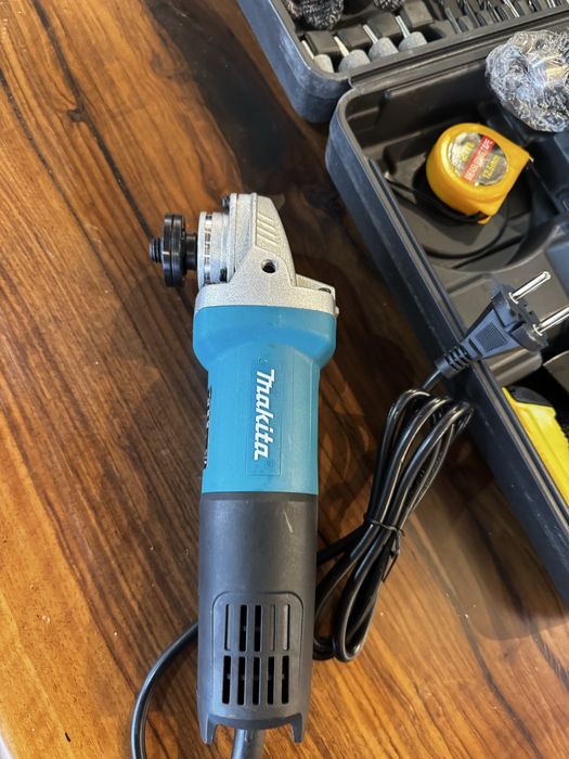 Зеги , Ъглошлайф , Дрелка 3в1 800 W и 1200 W