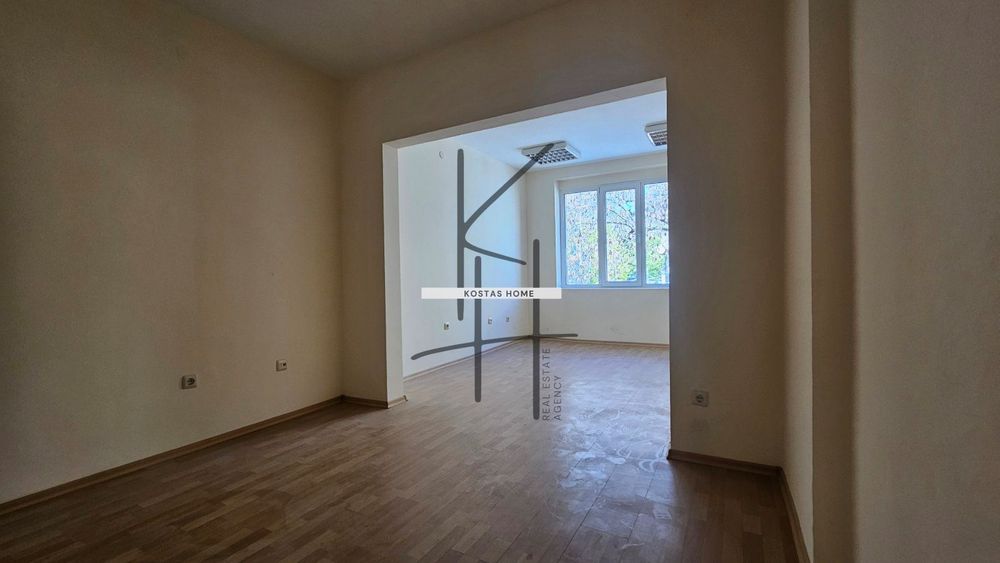 Продава се Тристаен апартамент в Варна, ЖП Гара - 78 кв.м за 2513 €/кв.м - Снимка #2