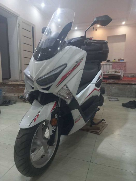 Скутер S max Italiya