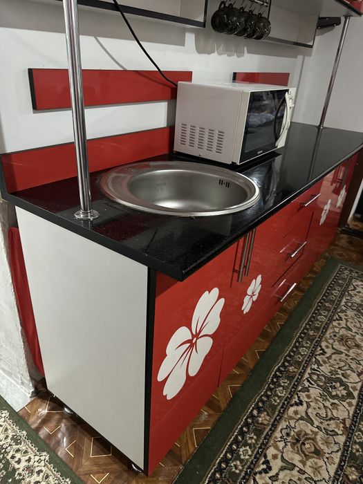 Кухонный гарнитур