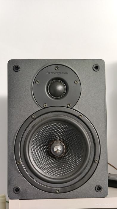 Sistem Hi Fi | AVR Yamaha RX v373 și Boxe Cambridge Audio S30