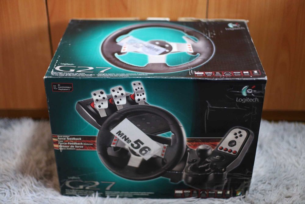 Игровой руль Logitech G27 Racing Wheel для PC и PS2 и PS3