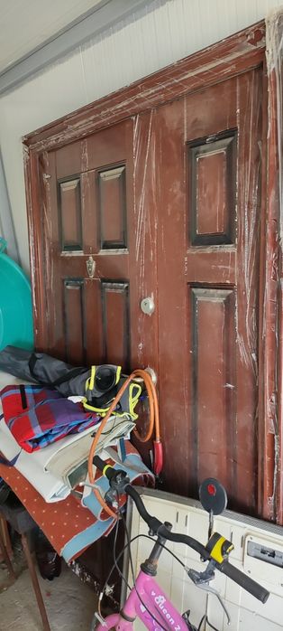 Vând ușa metalică Best.imp