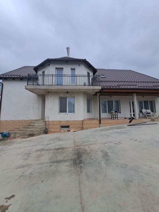 firmă de acoperisurii


1. Reparatii Acoperis,
2. Montaj orice