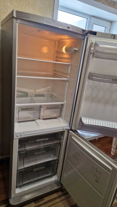 Продается холодильник