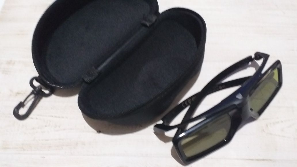 3D очила SONY TDG - BT 400A - 1 брой гр. Пловдив Коматево • OLX.bg