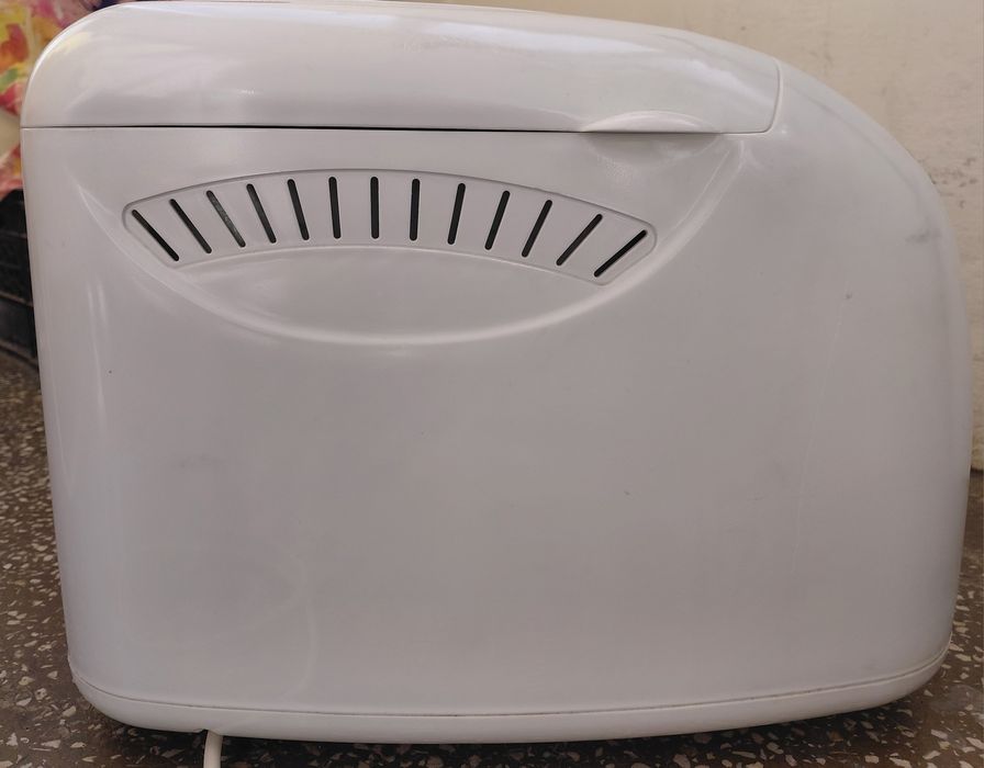 Mașină de pâine Heinner BreadExpress 950 (BM-950)