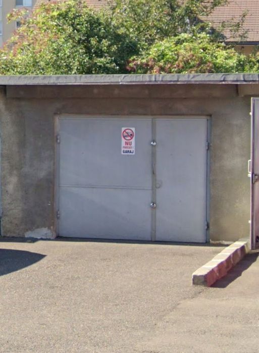 Garaj pe strada Parângului Cartier Dambu