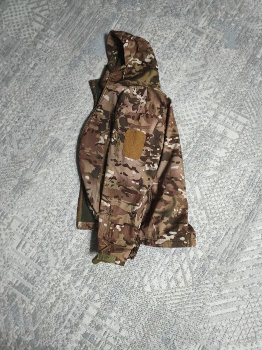 Продам эту кофту