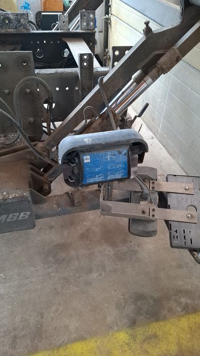 Trapa lift hidraulic camion