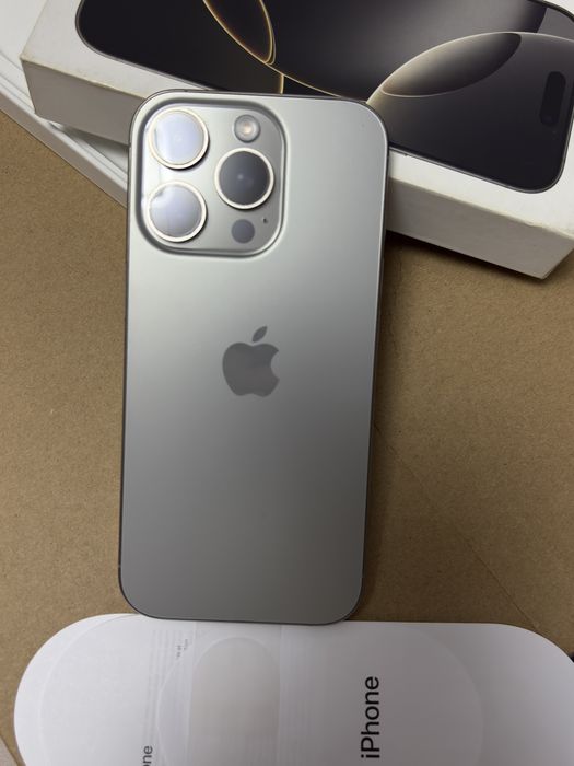 iPhone 16 Pro CA NOU 128GB