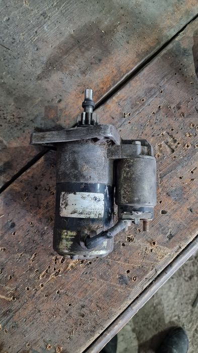 Продам стартер на ВАЗ рабочи