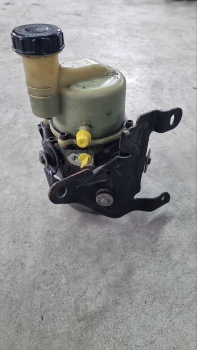 Dacia doker Ел. Хидравлична помпа