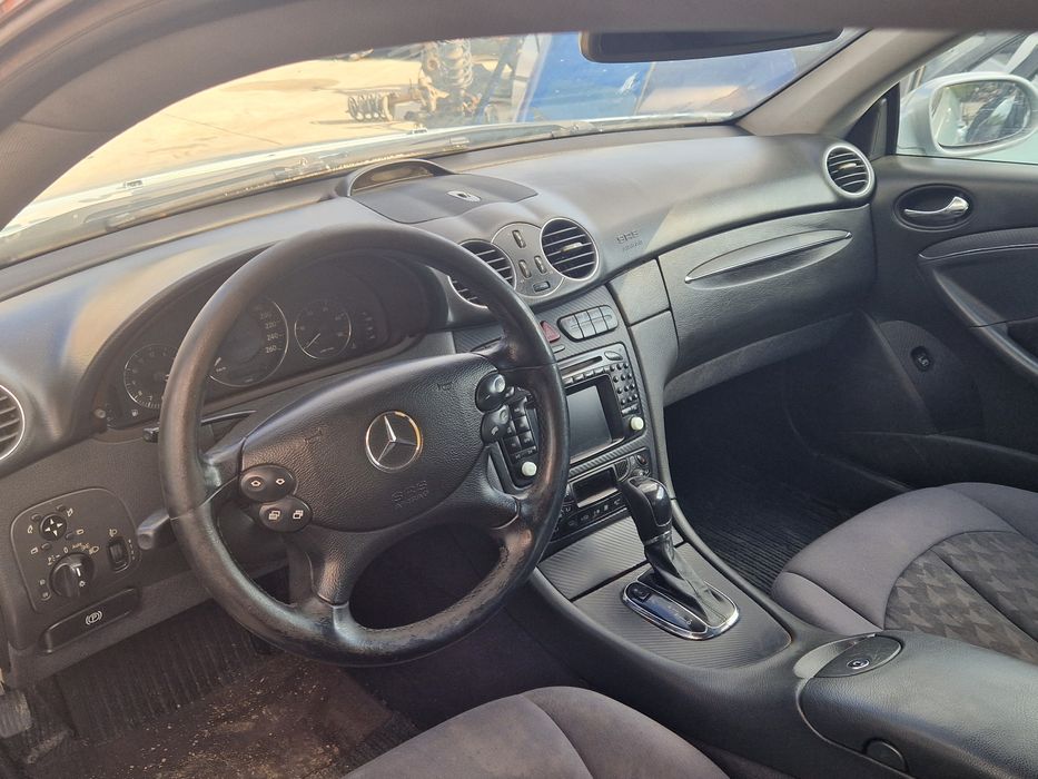 Mercedes clk 270 (НА ЧАСТИ)