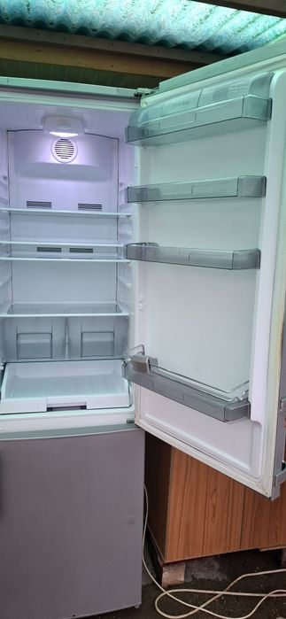 Vând frigider ARTIC..