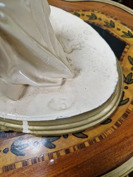 Прекрасна голяма антикварна керамична фигура статуетка