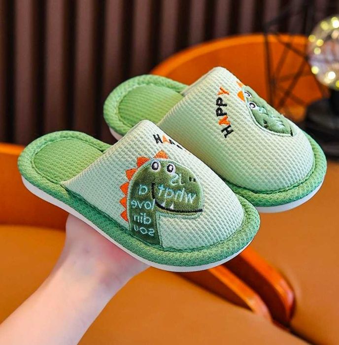 Продам тапочки детские