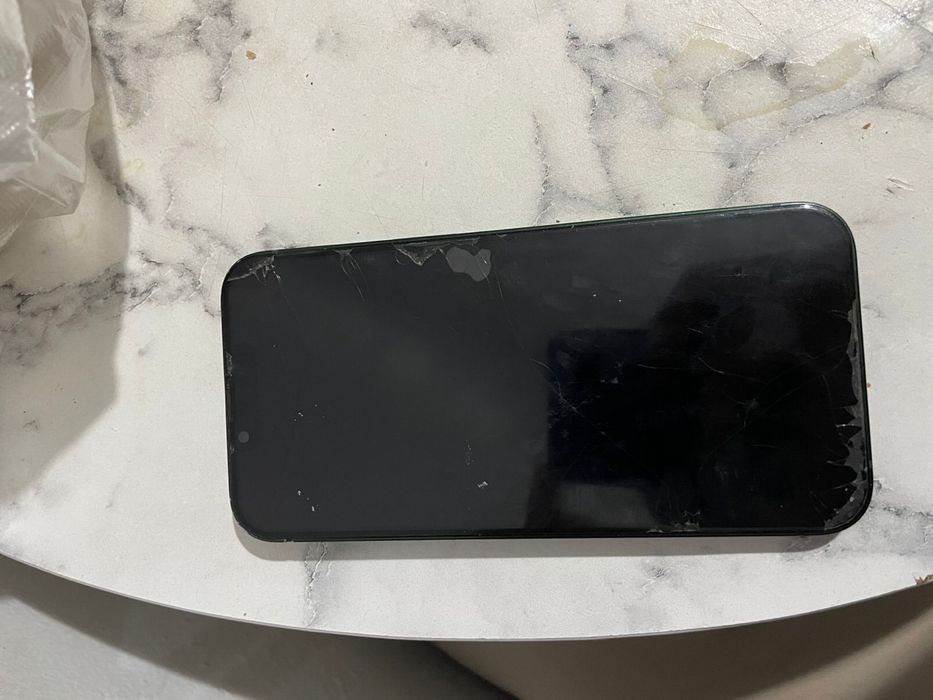 Iphone 13 128gd 79акб