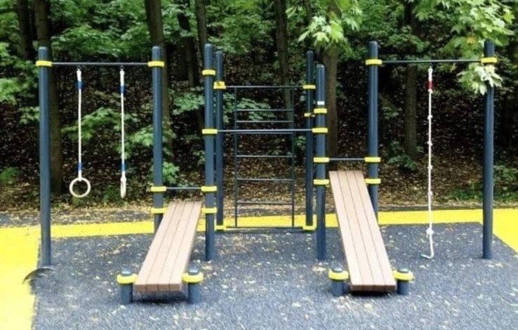 Горки карусели качели