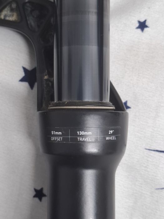 Vînd furca rockshox