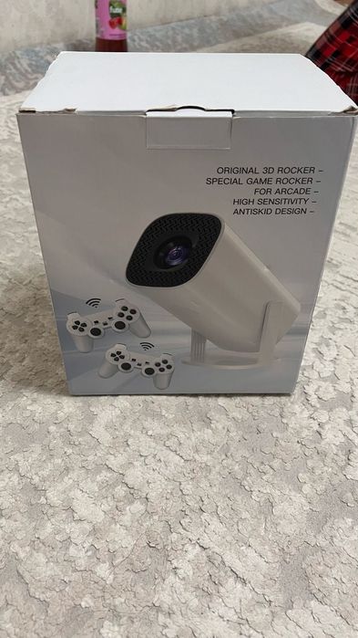 Проектор почти новый