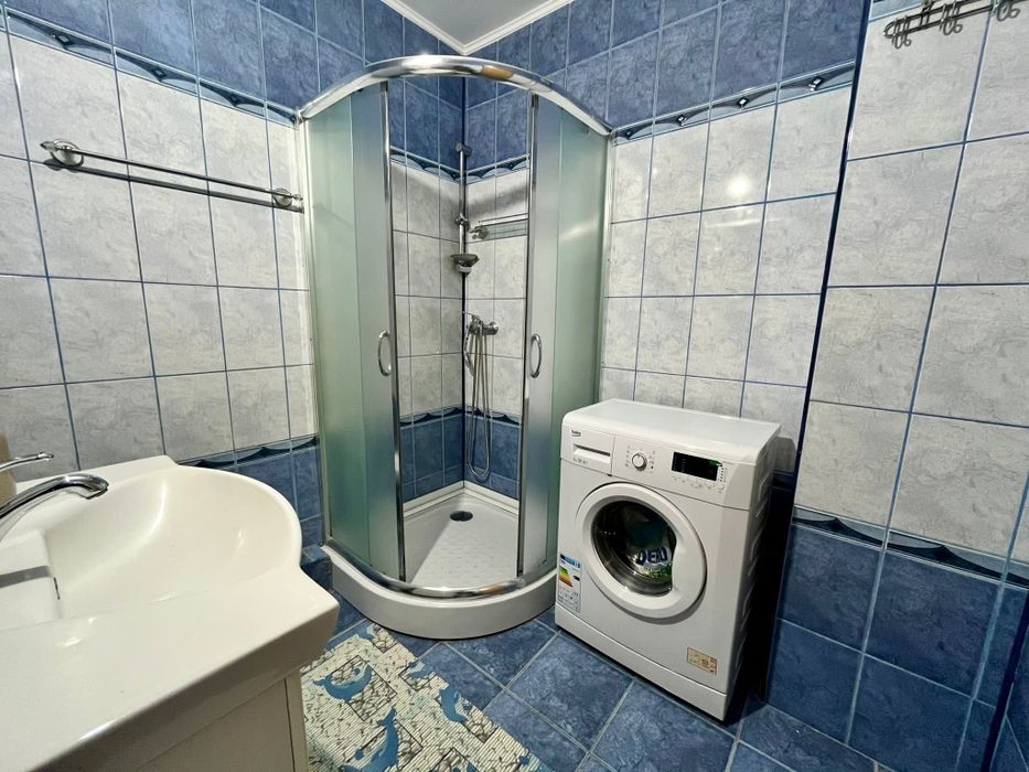 Închiriez apartament 2 camere decomandat