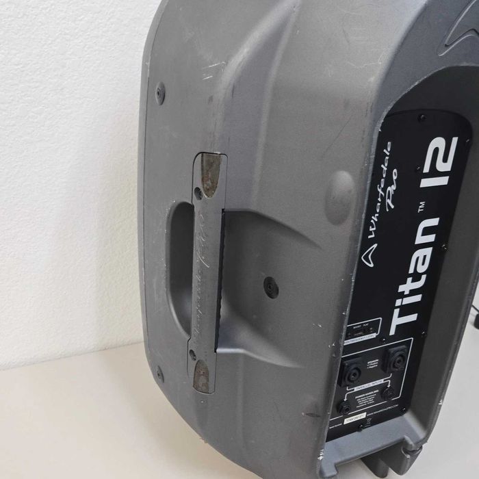 Тонколони WHARFEDALE Pro Titan 12 PA