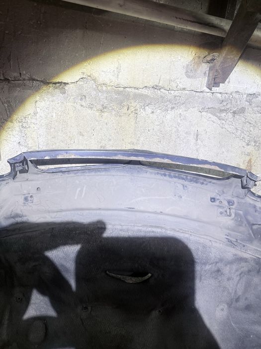 Капот bmw e38 7 серии. с шубой