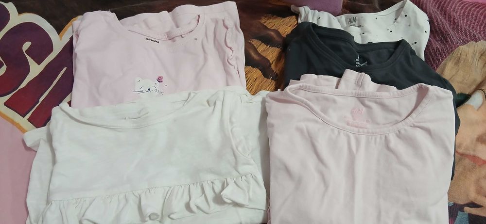 Блузки, клинчета и пантофи