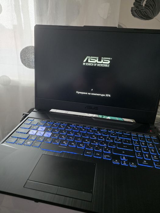 Лаптоп за игри ASUS
