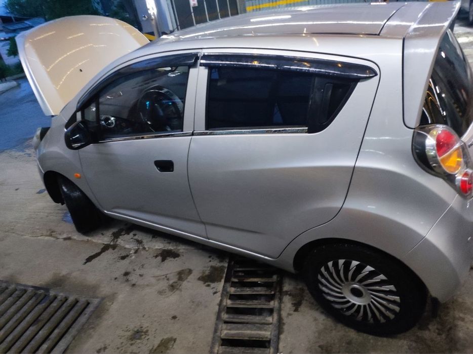Chevrolet Spark 2012 — 2