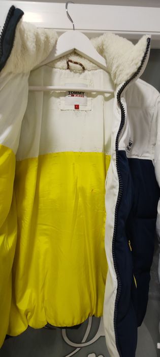 Geacă din puf Tommy Jeans  mărimea L