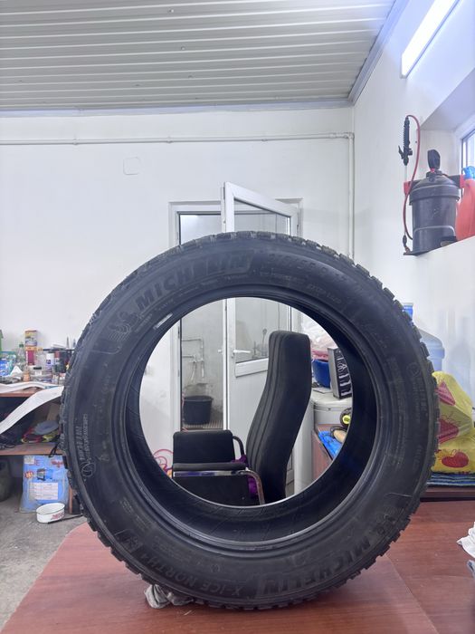 Продам шины[покрышки]