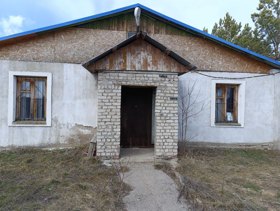 Продам здание с земельным участком