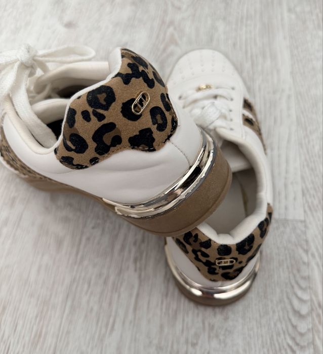 Lipsy adidasi marimea 3 UK (35,5 - 36)