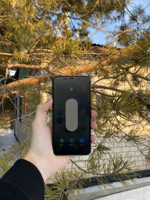 Продам срочно iPhone 11 Pro Max 256gb