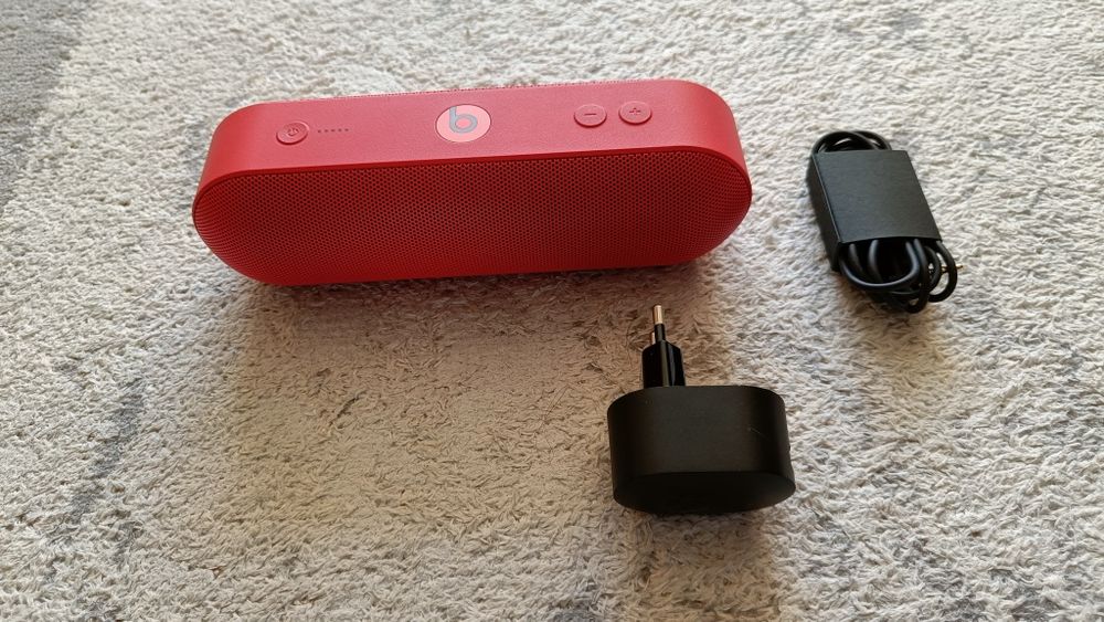 Продам колонку beats pill