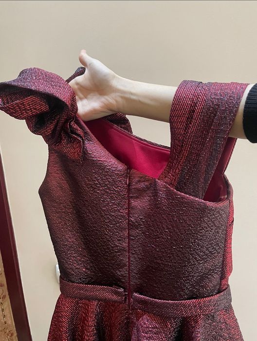 Вечернее платье от бренда Paula Richi (36-38)