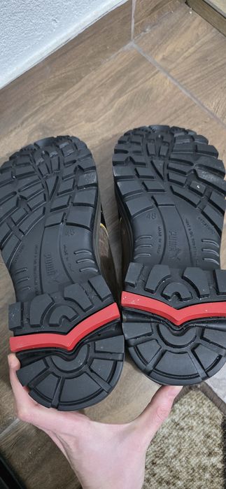 Puma Мъжки работни обувки с бомбе, 48 номер