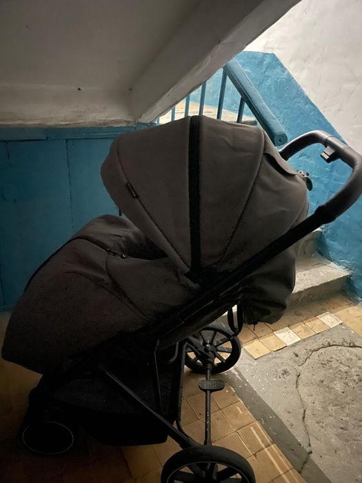 Коляска Tomix Kelly